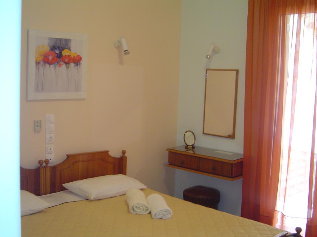Nana Hotel Kamena Vourla Luaran gambar
