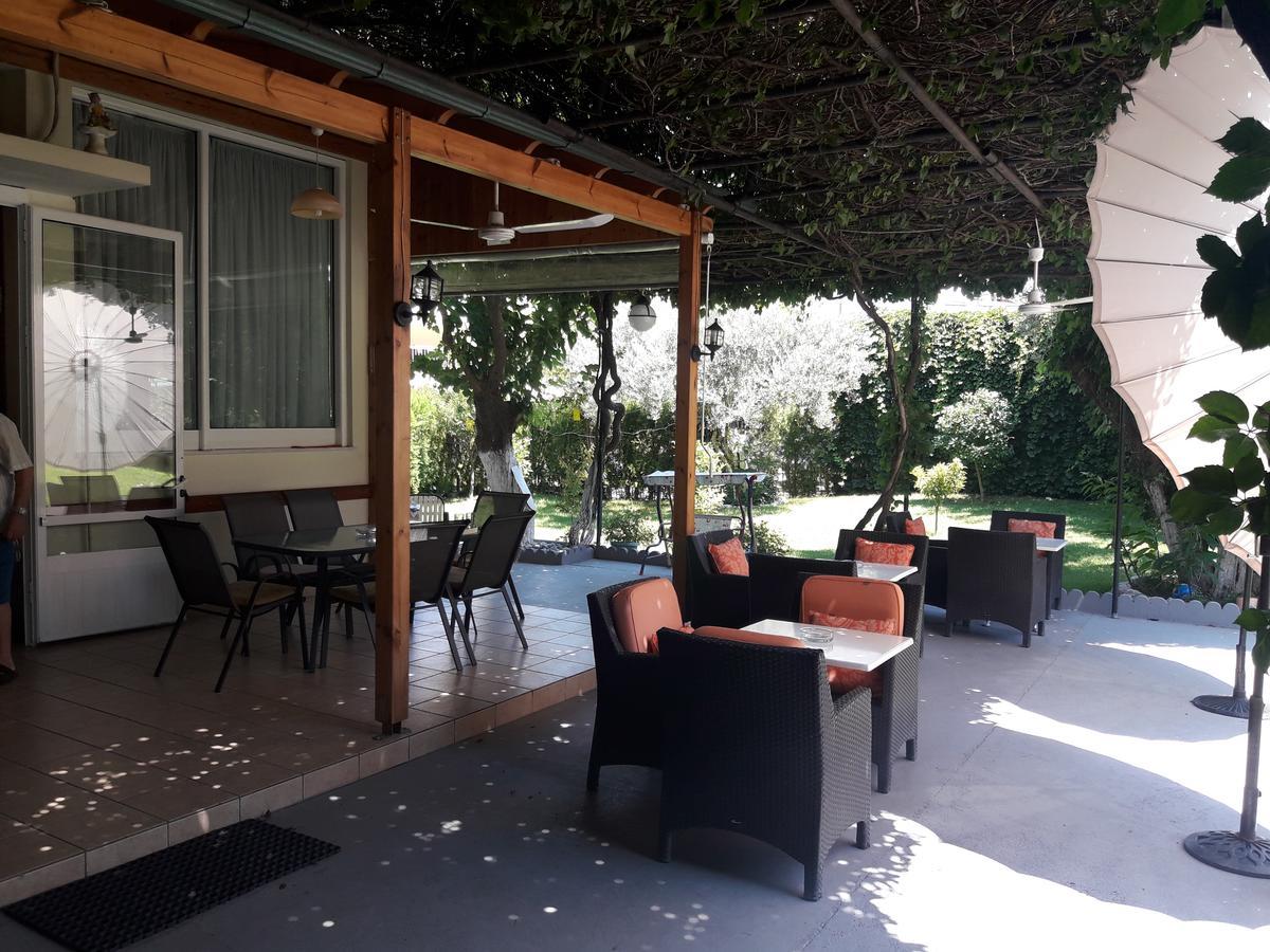 Nana Hotel Kamena Vourla Luaran gambar