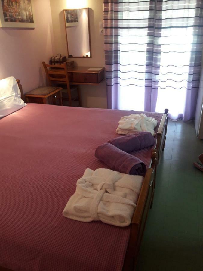 Nana Hotel Kamena Vourla Luaran gambar